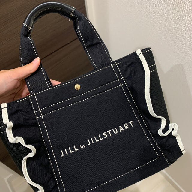 JILL by JILLSTUART(ジルバイジルスチュアート)のジルバイ  フリルキャンバストート(小) レディースのバッグ(トートバッグ)の商品写真