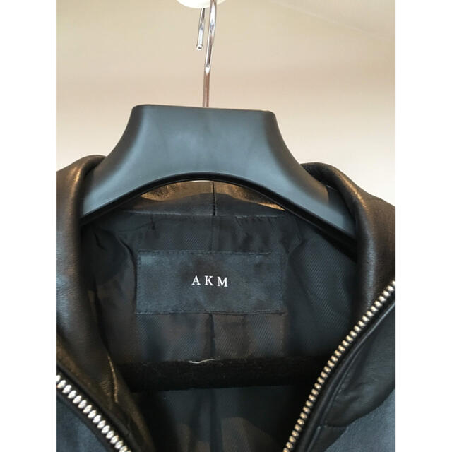 AKM - レザージャケット パーカーの通販 by まる's shop|エイケイエム
