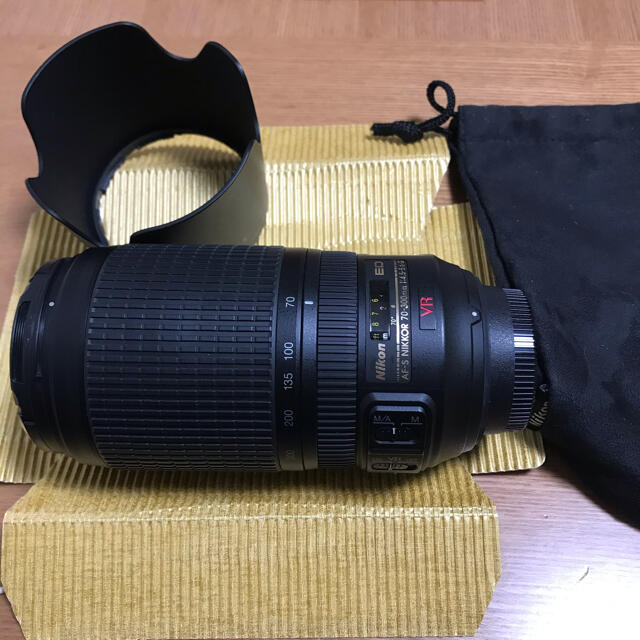 nikon af-s  70-300 VR フルサイズ、APS-C 美品