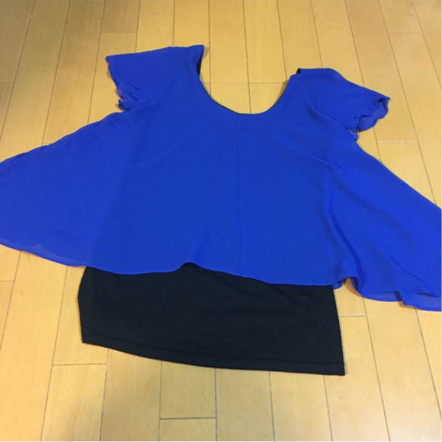CECIL McBEE(セシルマクビー)のセシル ブルー トップス レディースのトップス(Tシャツ(半袖/袖なし))の商品写真