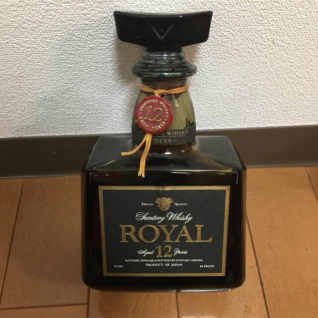 サントリーウィスキーROYAL12年