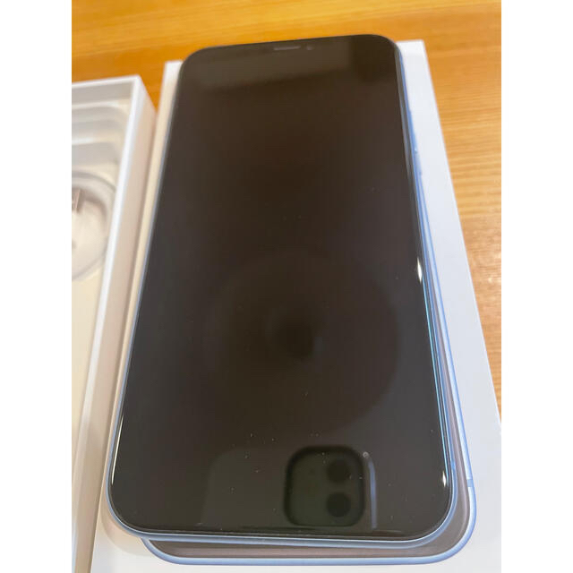 Apple(アップル)のiPhone XR Blue 64 GB SIMフリー 超美品　即日発送 スマホ/家電/カメラのスマートフォン/携帯電話(スマートフォン本体)の商品写真