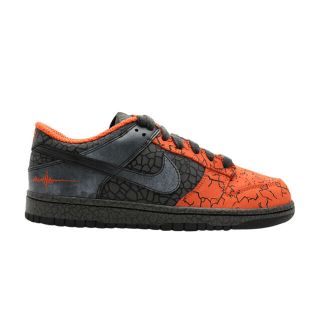 ナイキ(NIKE)のNIKE DUNK LOW PRIORITY “Hufquake ”(スニーカー)