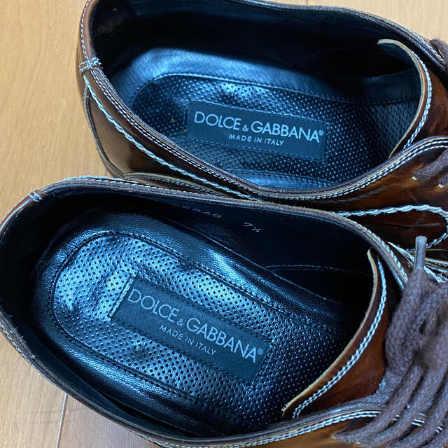 DOLCE&GABBANA(ドルチェアンドガッバーナ)の DOLCE&GABBANAドルチェ&ガッバーナ　革靴　エナメル加工 メンズの靴/シューズ(ドレス/ビジネス)の商品写真