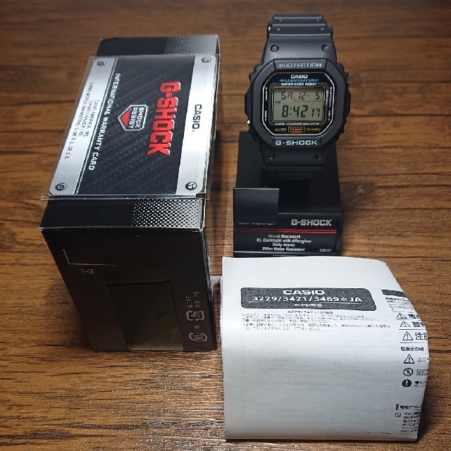 美品 カシオ ジーショック DW-5600E