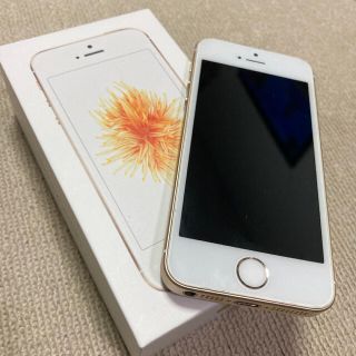 アイフォーン(iPhone)のiPhone SE Gold 64GB ジャンク　SIMロック解除済み(スマートフォン本体)