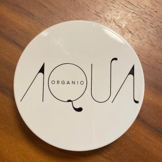 コスメキッチン(Cosme Kitchen)のAQUA AQUA （アクアアクア）クッションファンデーションケース(ボトル・ケース・携帯小物)