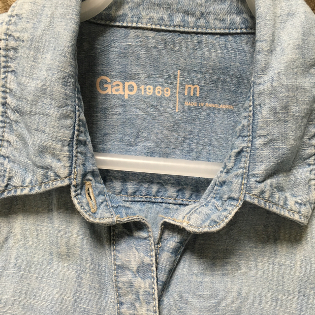 GAP(ギャップ)のブルーデニムワンピース レディースのワンピース(ひざ丈ワンピース)の商品写真