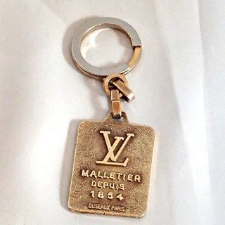 ルイヴィトン(LOUIS VUITTON)のルイヴィトン キーホルダー 中古(キーホルダー)