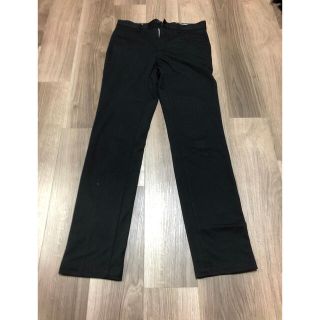 ジーユー(GU)の【美品】GUスラックス　メンズ(黒)(スラックス)