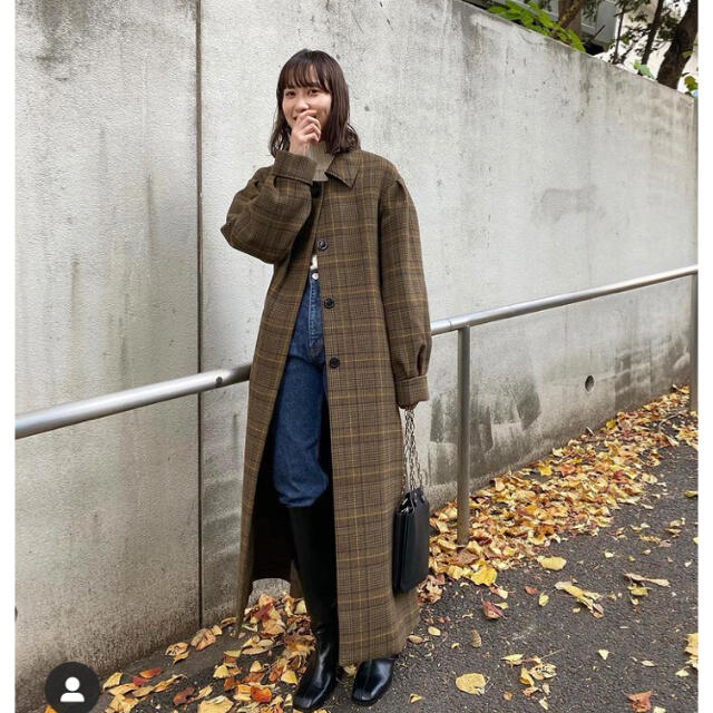 moussy(マウジー)の１週間だけセール！moussy新作BIG COLLAR CHECK コート レディースのジャケット/アウター(ロングコート)の商品写真