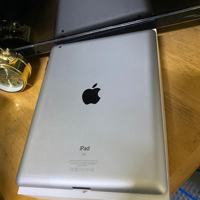 完動品　iPad2 16GB  WiFiモデル　アイパッド　第2世代 1