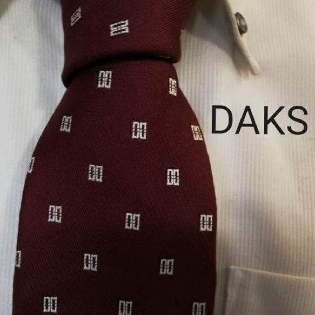 DAKS(ダックス)の大人気★DAKSダックス★ロゴ総柄高級シルクネクタイ★ メンズのファッション小物(ネクタイ)の商品写真