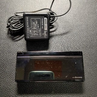 パナソニック(Panasonic)のDOCOMO P018 本体と充電器 FOMA パナソニック(携帯電話本体)