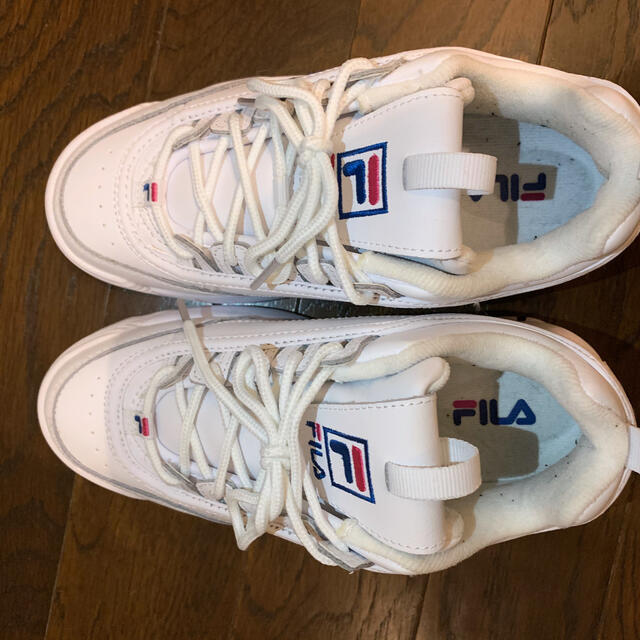 FILA スニーカー