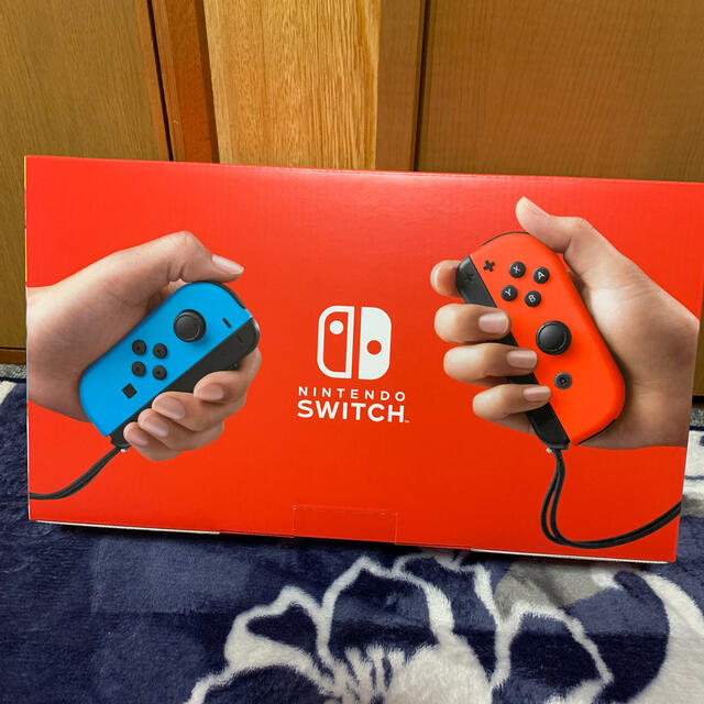 新品未開封　Nintendo Switch 本体　ネオンカラー