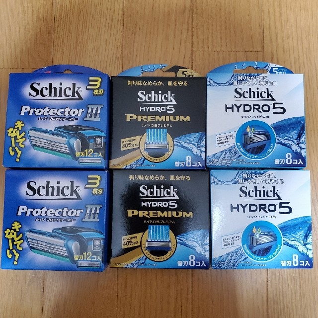 Schick 替刃お買い得セット コスメ/美容のシェービング(カミソリ)の商品写真