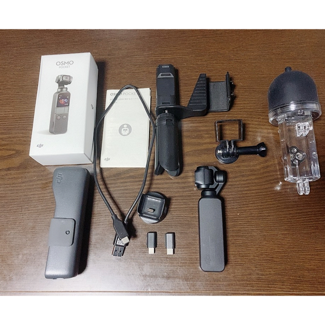 ビデオカメラ美品　DJI OSMO POCKET 《おまけ多数》