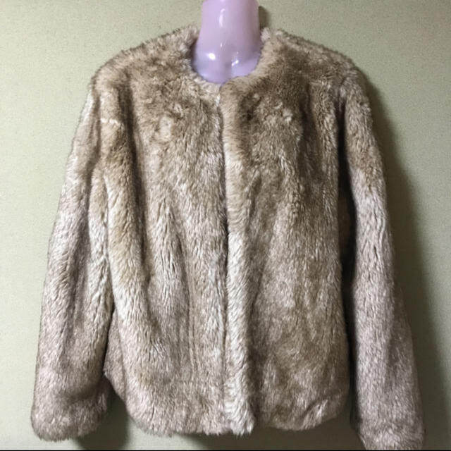 Ungrid(アングリッド)のアングリッドファーコート　Sサイズ レディースのジャケット/アウター(毛皮/ファーコート)の商品写真