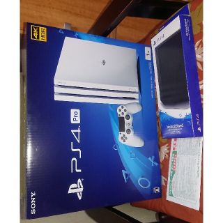 プレイステーション4(PlayStation4)の延長保証あり 美品 PS4 Pro ホワイト 縦置きスタンド付き(家庭用ゲーム機本体)