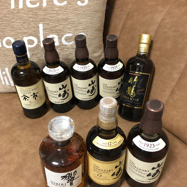 サントリー(サントリー)の山崎12年　響　山崎　余市　竹鶴　８本セット　未開栓 食品/飲料/酒の酒(ウイスキー)の商品写真