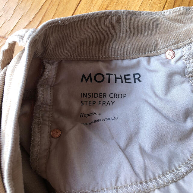 mother(マザー)のMOTHER INSIDER CROP レディースのパンツ(デニム/ジーンズ)の商品写真