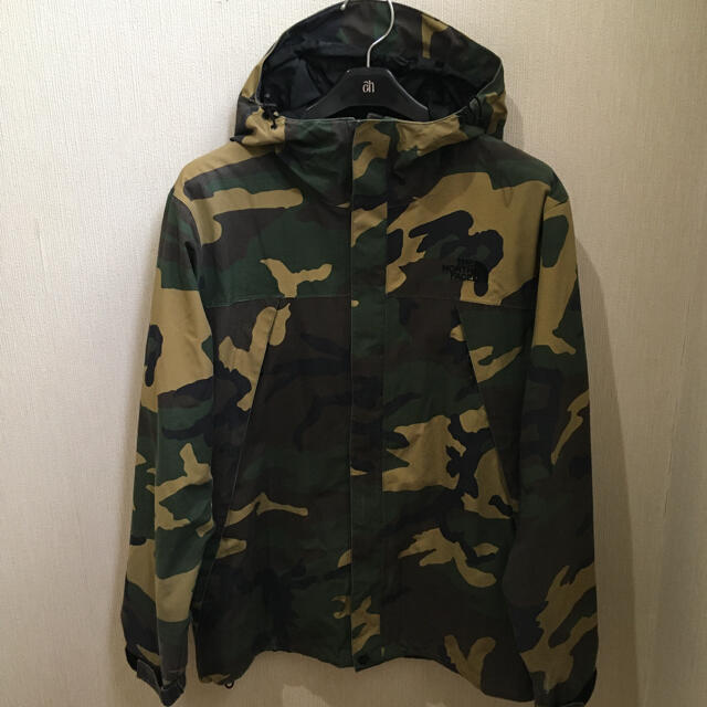 ノースフェイス マウンテンパーカー【希少迷彩】 小物などお買い得な