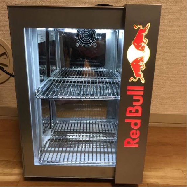 レッドブル RedBull 冷蔵庫 非売品 小型 - キッチン、食卓 レッドブル RedBull 冷蔵庫 非売品 小型 - キッチン、食卓