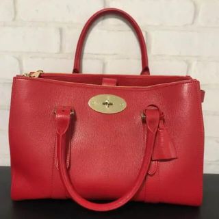 マルベリー(Mulberry)のバッグ　赤　マルベリー(ハンドバッグ)