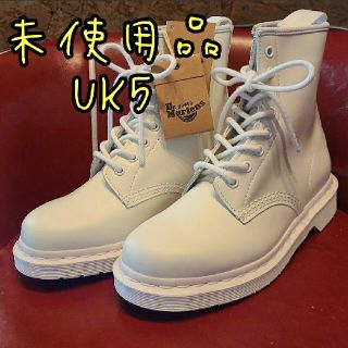 ドクターマーチン(Dr.Martens)のドクターマーチン オールホワイト(ブーツ)