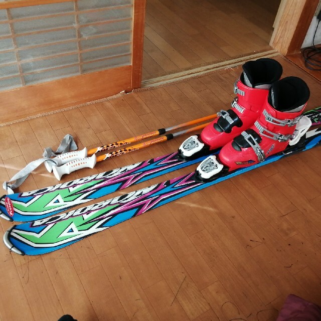 NORDICA(ノルディカ)のスキーセットJr スポーツ/アウトドアのスキー(板)の商品写真