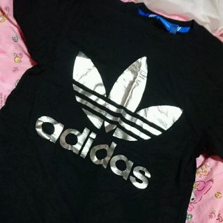 アディダス(adidas)のadidas Tシャツ 黒シルバー(Tシャツ/カットソー(半袖/袖なし))