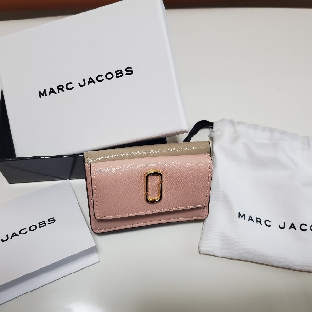 【匿名配送】MARC JACOBS ミニ財布 三つ折り