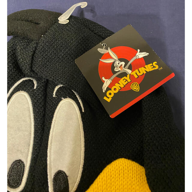 Disney(ディズニー)の新品未使用 冬用  ディズニー ニット帽 ルーニー・テューンズ　ダフィー・ダック キッズ/ベビー/マタニティのこども用ファッション小物(帽子)の商品写真