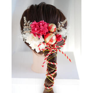 ドライフラワーと和玉の髪飾り　白×赤　結婚式　成人式にm5(ヘアピン)