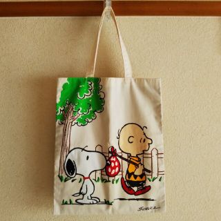 ファミリア スヌーピー マチ付きトート大