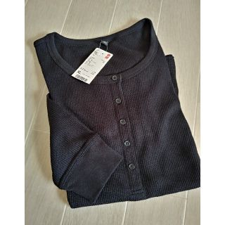 ユニクロ(UNIQLO)のUNIQLOワッフルヘンリーネックTシャツ(Tシャツ(長袖/七分))