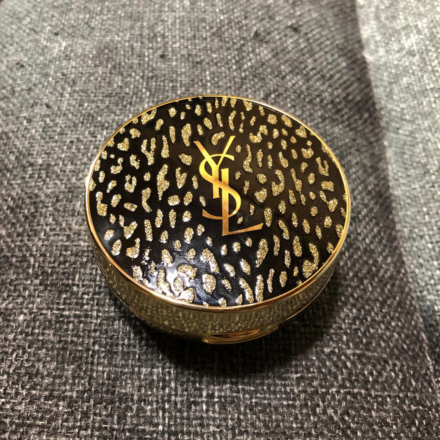 Yves Saint Laurent Beaute(イヴサンローランボーテ)のYSL アンクル ド ポールクッション コスメ/美容のベースメイク/化粧品(その他)の商品写真