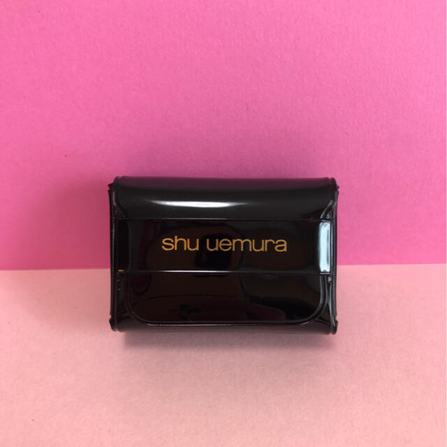 shu uemura(シュウウエムラ)のshu uemura 五角スポンジ付きスポンジケース コスメ/美容のメイク道具/ケアグッズ(パフ・スポンジ)の商品写真