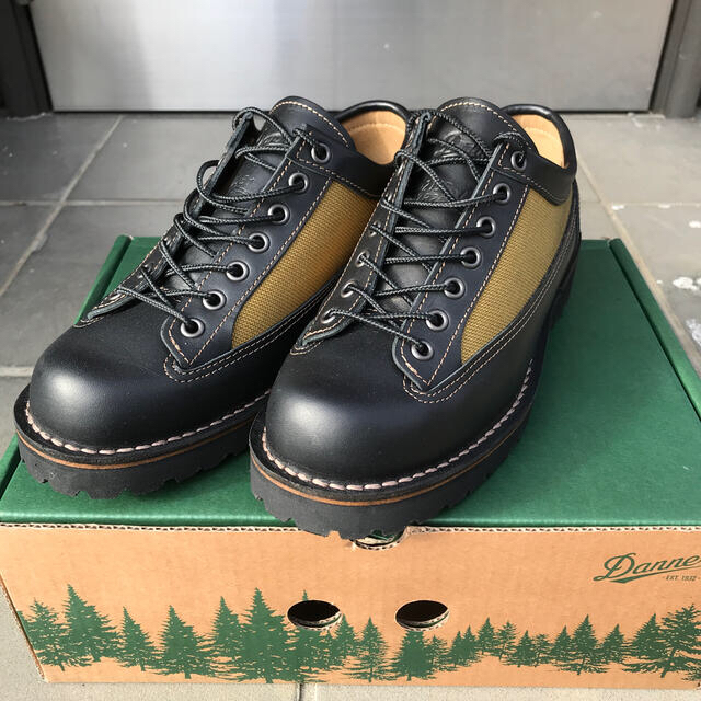 Danner(ダナー)のダナー Dnner ローカット ブラック/カーキ 24.5㎝ レディースの靴/シューズ(ブーツ)の商品写真