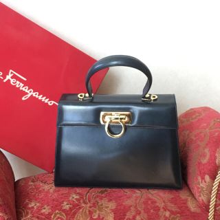 フェラガモ(Ferragamo)の★美品★ フェラガモ ガンチーニ ハンドバッグ(ハンドバッグ)