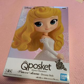 ディズニー(Disney)のQposket オーロラ姫 ウエディング　レアカラー　希少品(フィギュア)