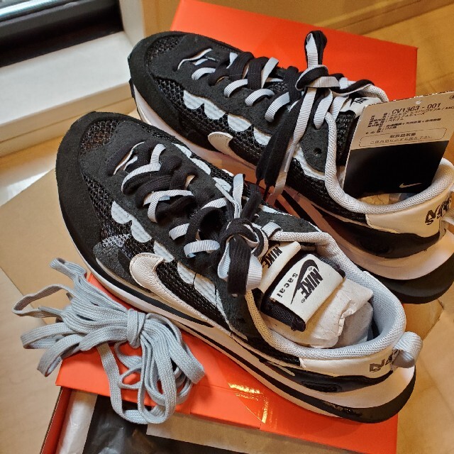 スニーカー Nike x sacai ヴェイパーワッフル Black and White