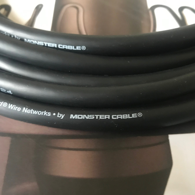 RODE/NT1 Kitコンデンサーマイクとマイク用MONSTER CABLE 楽器のレコーディング/PA機器(マイク)の商品写真