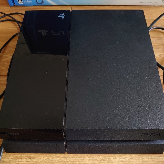 PlayStation4 本体 CUH-1100AB01 500GB エンタメ/ホビーのゲームソフト/ゲーム機本体(家庭用ゲーム機本体)の商品写真