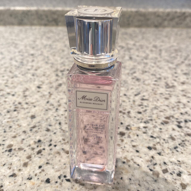 Dior(ディオール)のミスディオール　　ローラーパール&ヘアミスト コスメ/美容の香水(香水(女性用))の商品写真