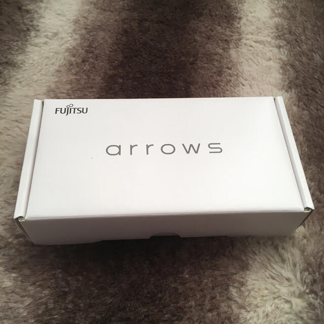 【新品未使用】富士通『arrows RX ホワイト』32GB SIMフリー