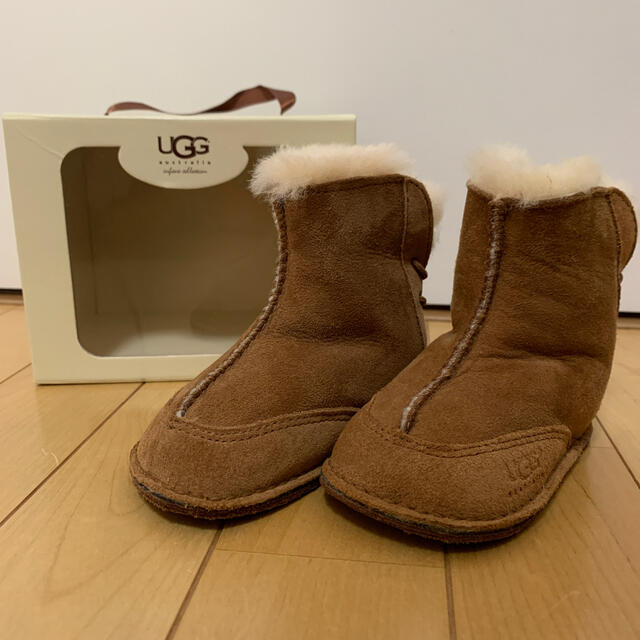 Ugg Ugg ベビー ムートンブーツ Sサイズ 11 の通販 By Y S アグならラクマ