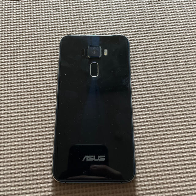 ASUS(エイスース)のZenFone3 ジャンク品 スマホ/家電/カメラのスマートフォン/携帯電話(スマートフォン本体)の商品写真