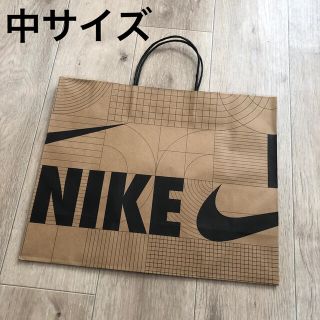 ナイキ(NIKE)の中サイズ 紙袋　ショップ紙袋　ショッパー　梱包資材　ナイキ紙袋　プレゼント包装(ショップ袋)